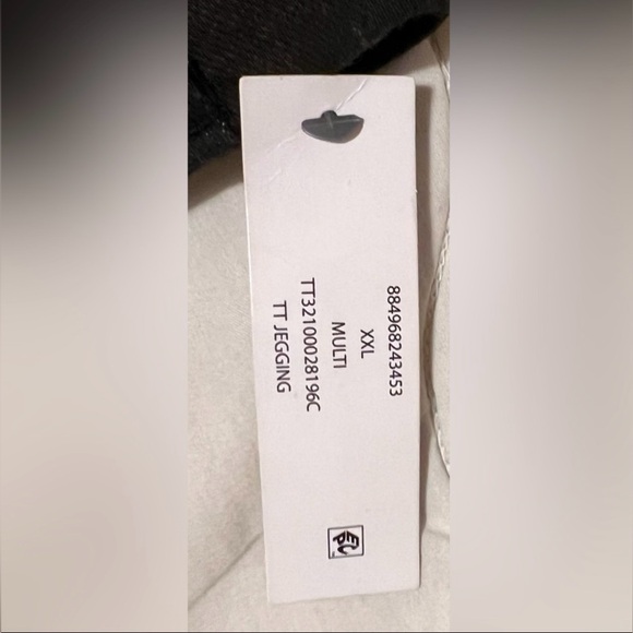 NWT Time and Tru High Rise Stretch Fitted Jeggings size XXL/20 brown/green/black - Picture 8 of 8